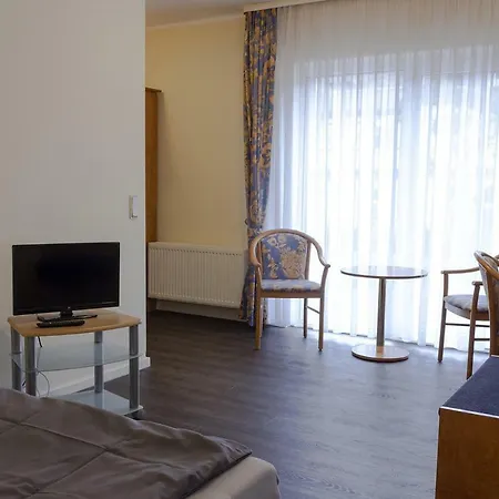 Restaurant Waldlust فندق 3*